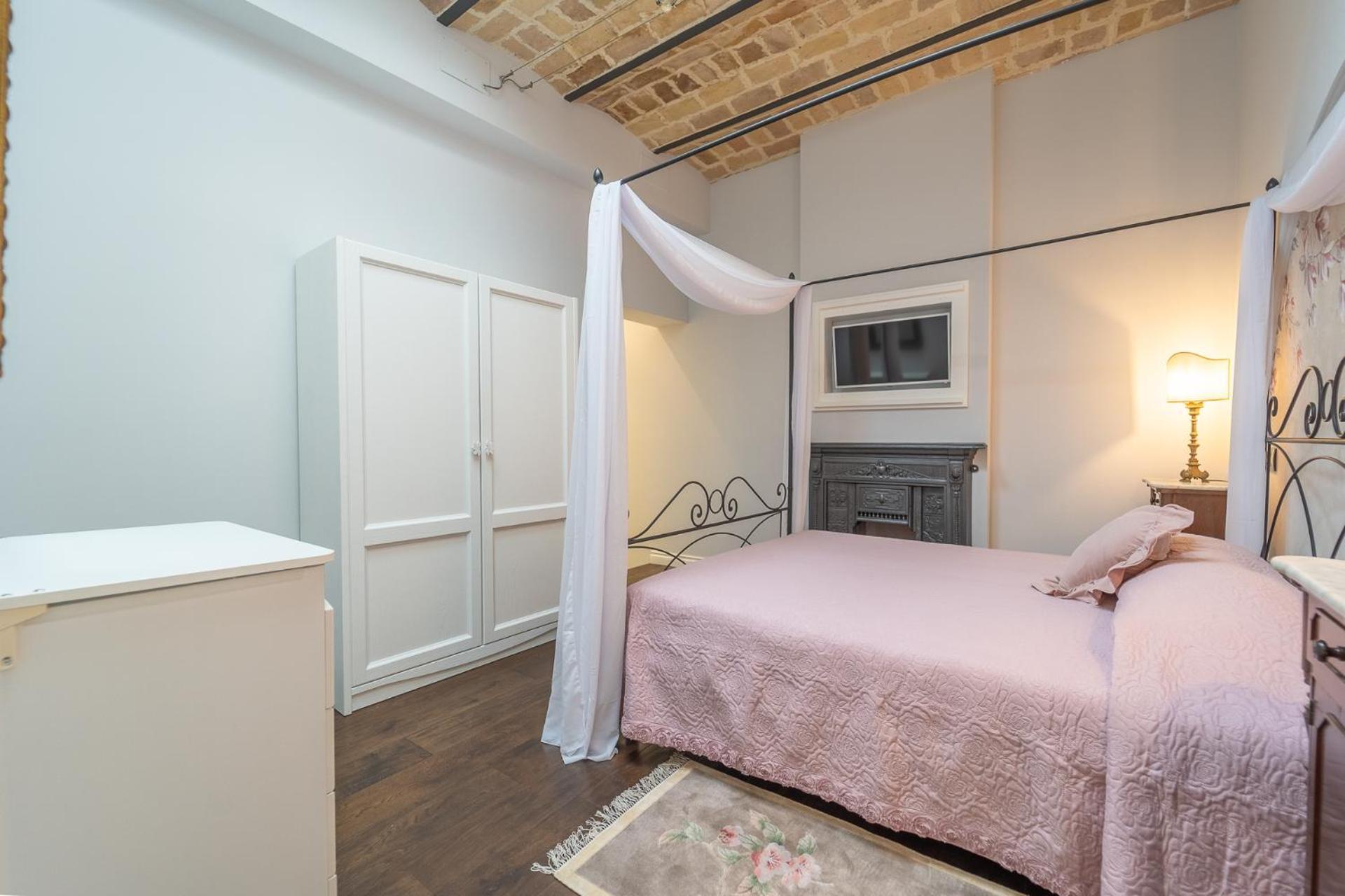 Family Retreat In The Heart Of The Ghetto By Houseeds Rome